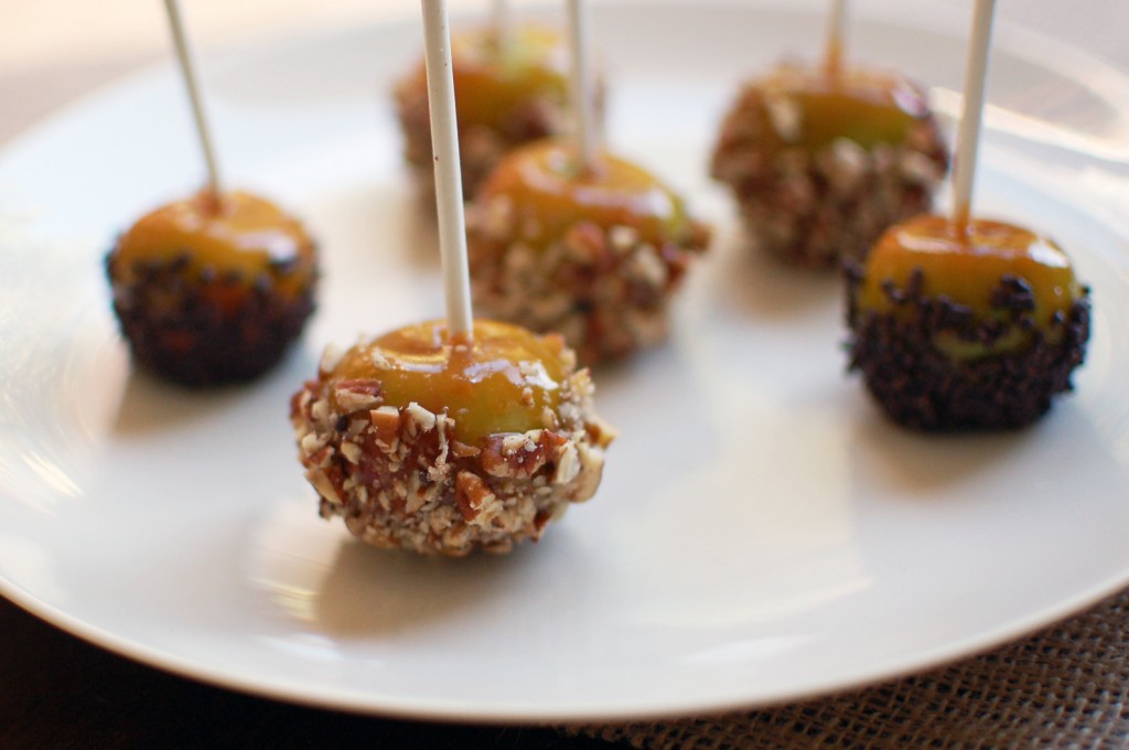 Mini caramel apples