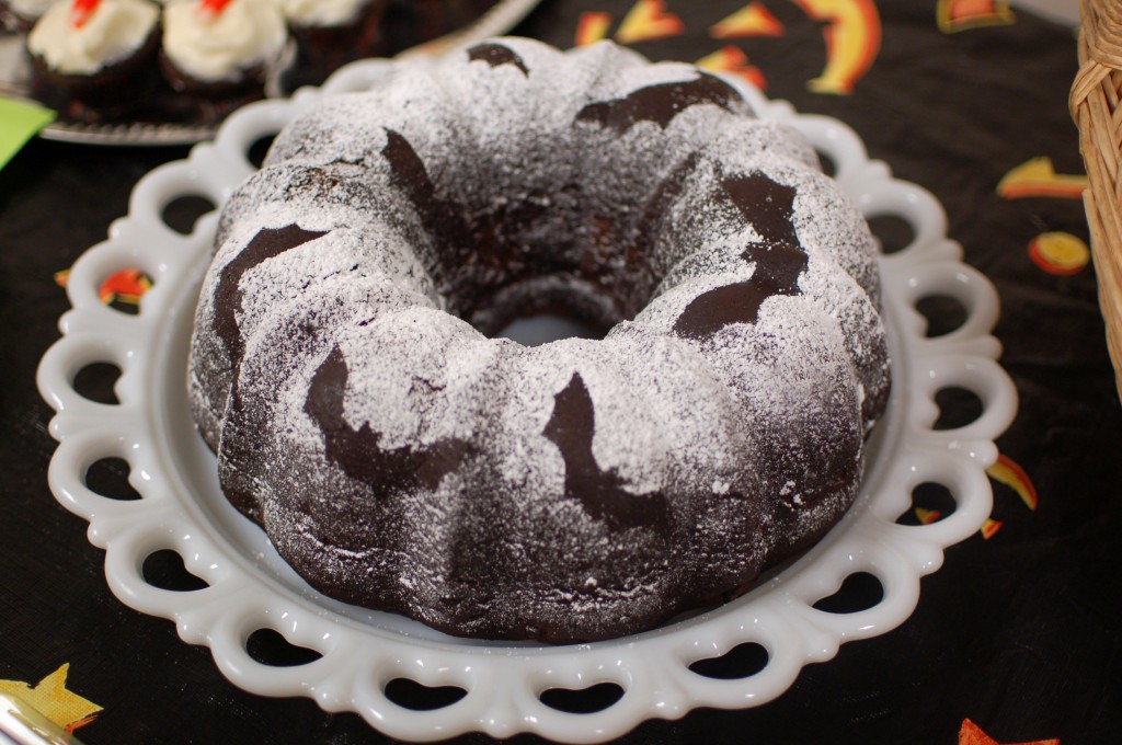 Bat stencilled bundt cake