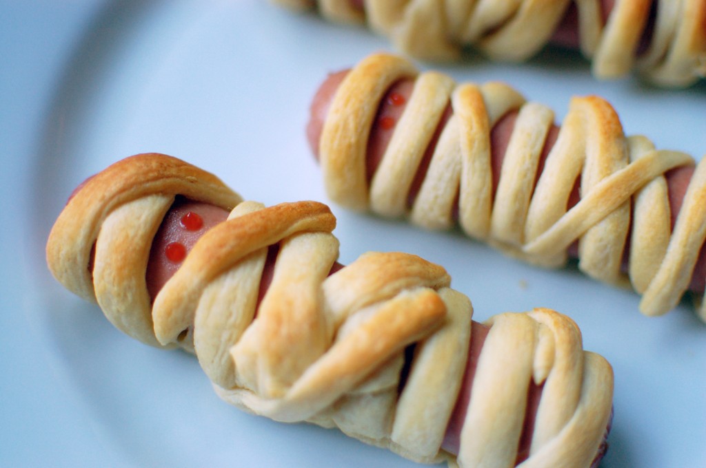 Hot dog mummies