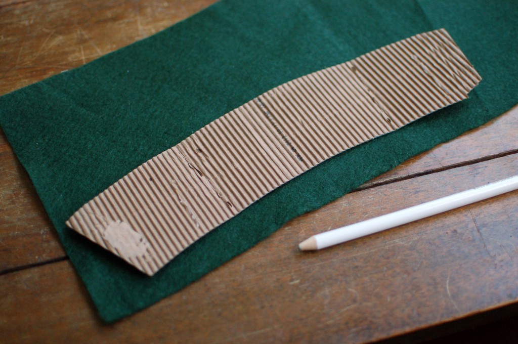 Trace cardboard sleeve