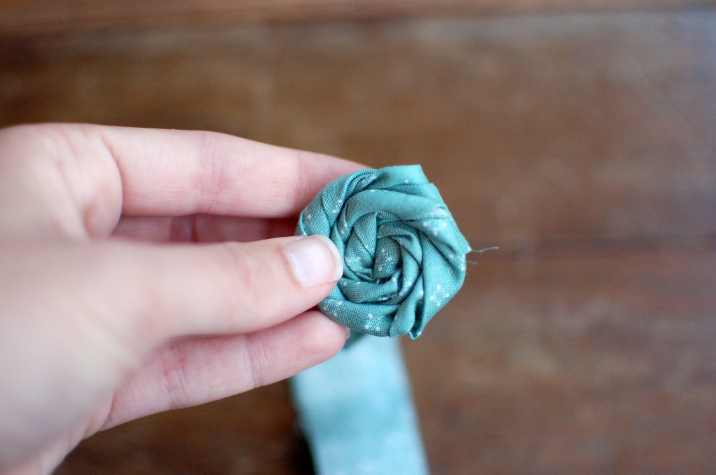 Finished fabric flower