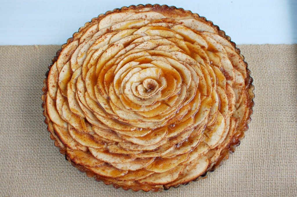 Caramel Apple Cheesecake Tart