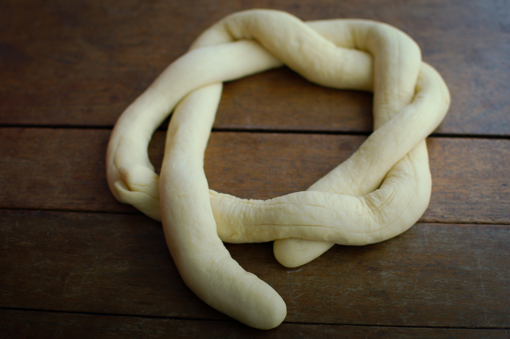 Making a bread wreath